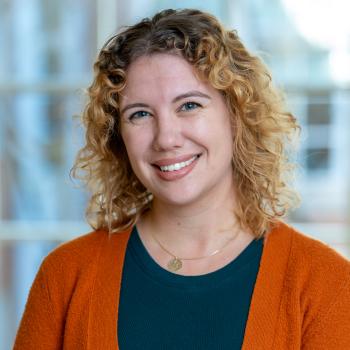 Portrait of Liz Hunter