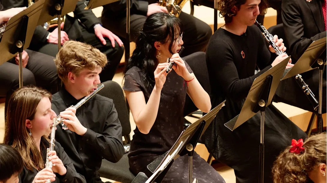 Musicians playing flutes.